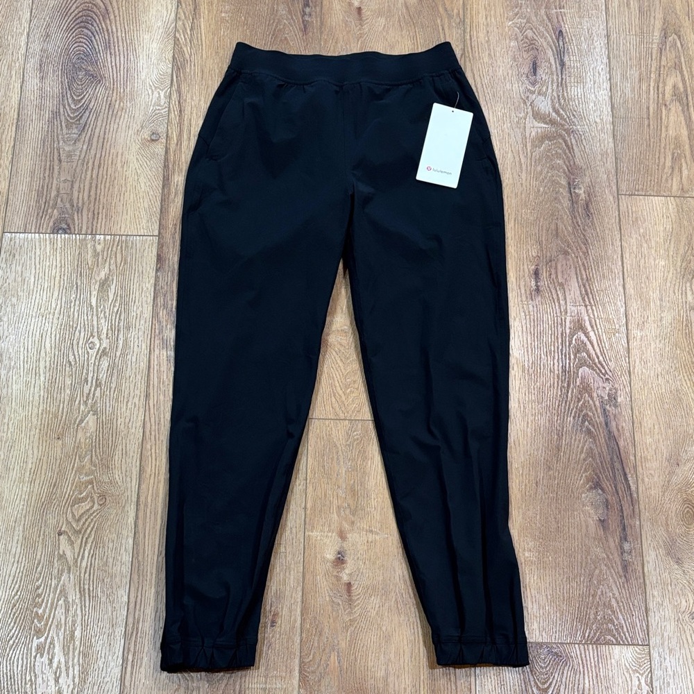 NEW Lululemon Adapted State High Rise Jogger Size 6 Womens Black